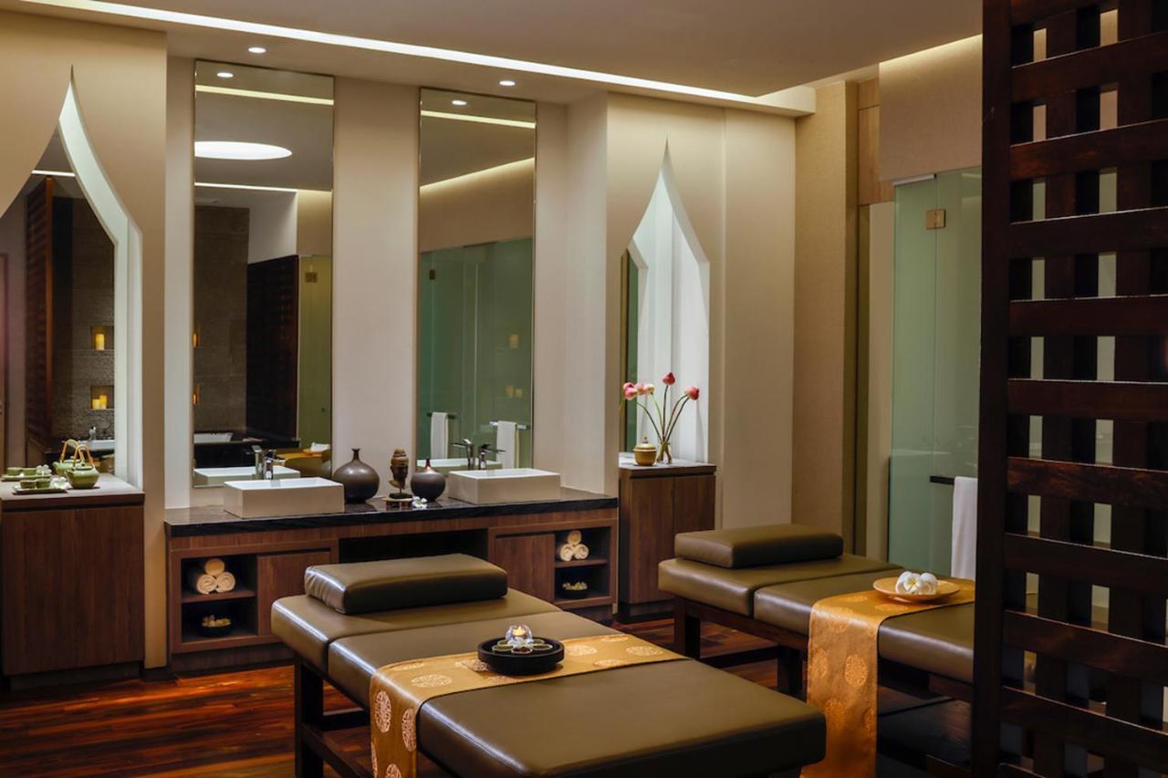 Dusit Thani Laguna Сингапур Экстерьер фото A spa at the Taj Mahal Palace, Mumbai, India
